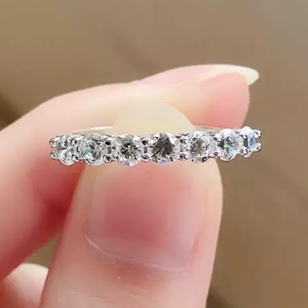 SIMULATED MOSSANITE SEMI-ETERNITY RING - Picture 4 of 4